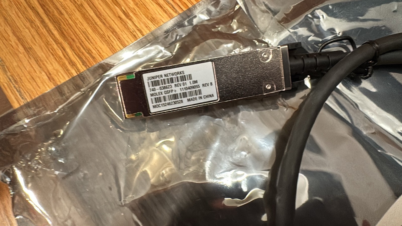Lot of 4 Juniper Networks 740-038623 REV 01 Molex 1110409055 QSFP+ Cable 40Gbps