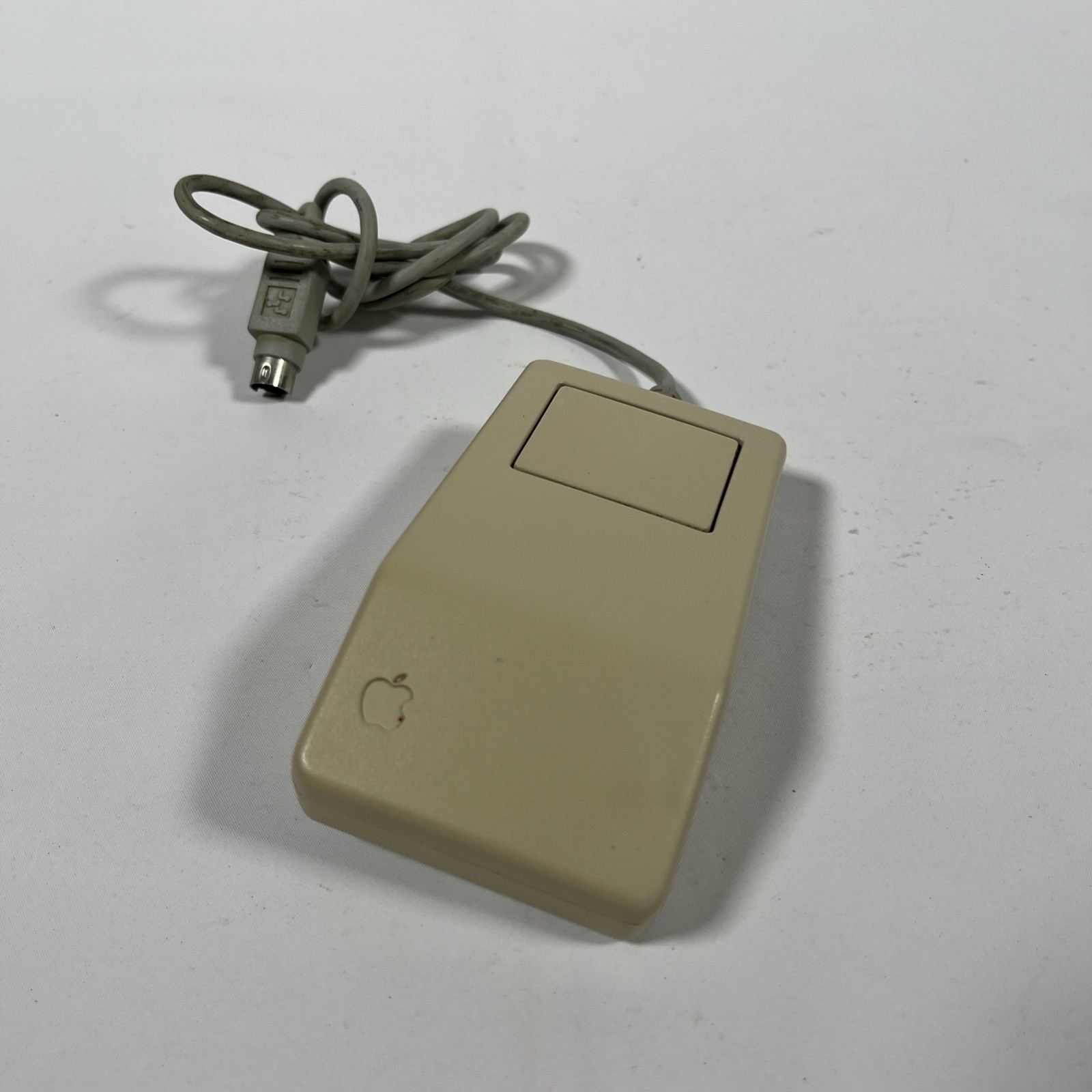Vintage Apple Desktop Bus Mouse G5431 Beige MAC Retro One-Button not tested