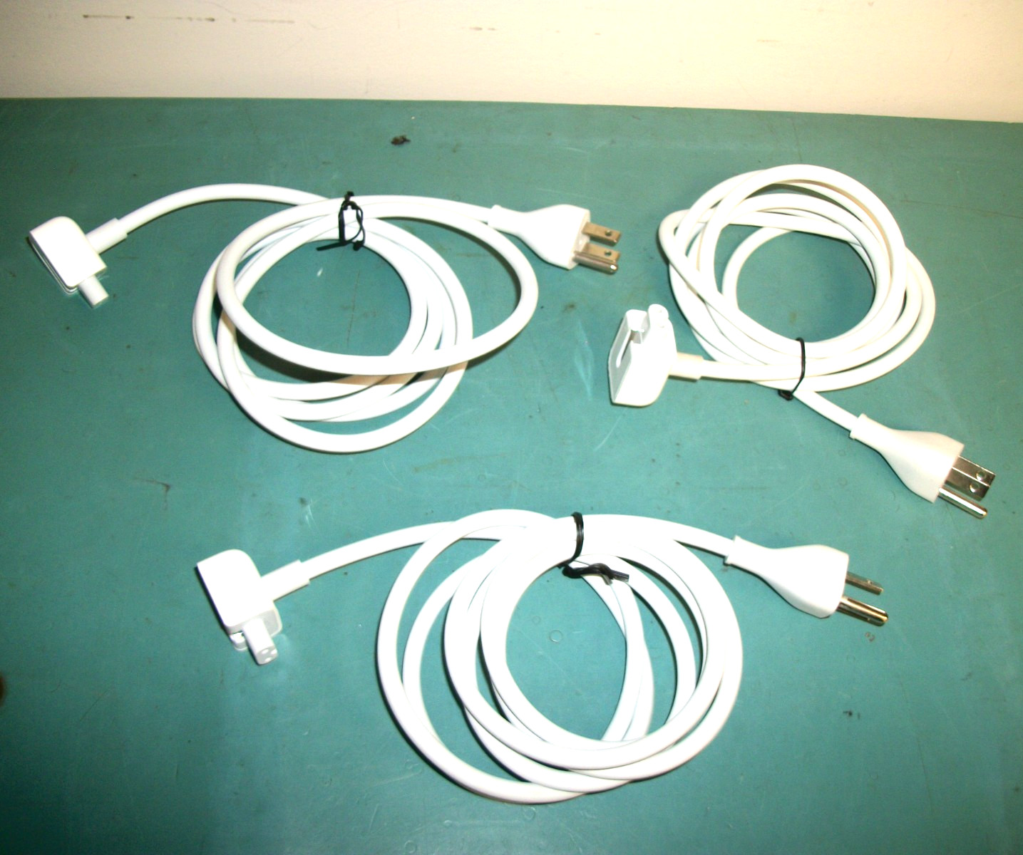 3 - VOLEX APPLE APC7H AC Power Adapter Extension Cable/Cords E62405SP 2.5A 125V