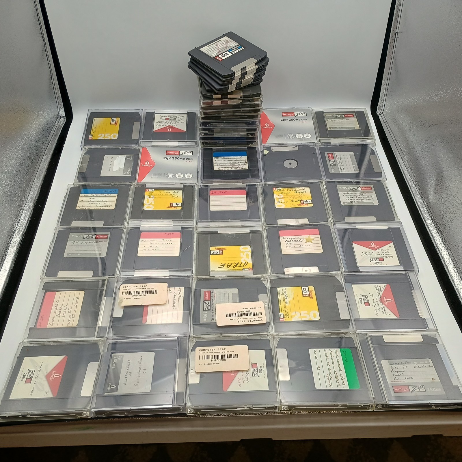Iomega Maxell Zip Disks Lot of 46 Mixed 250MB 100MB Vintage Data Storage & Cases