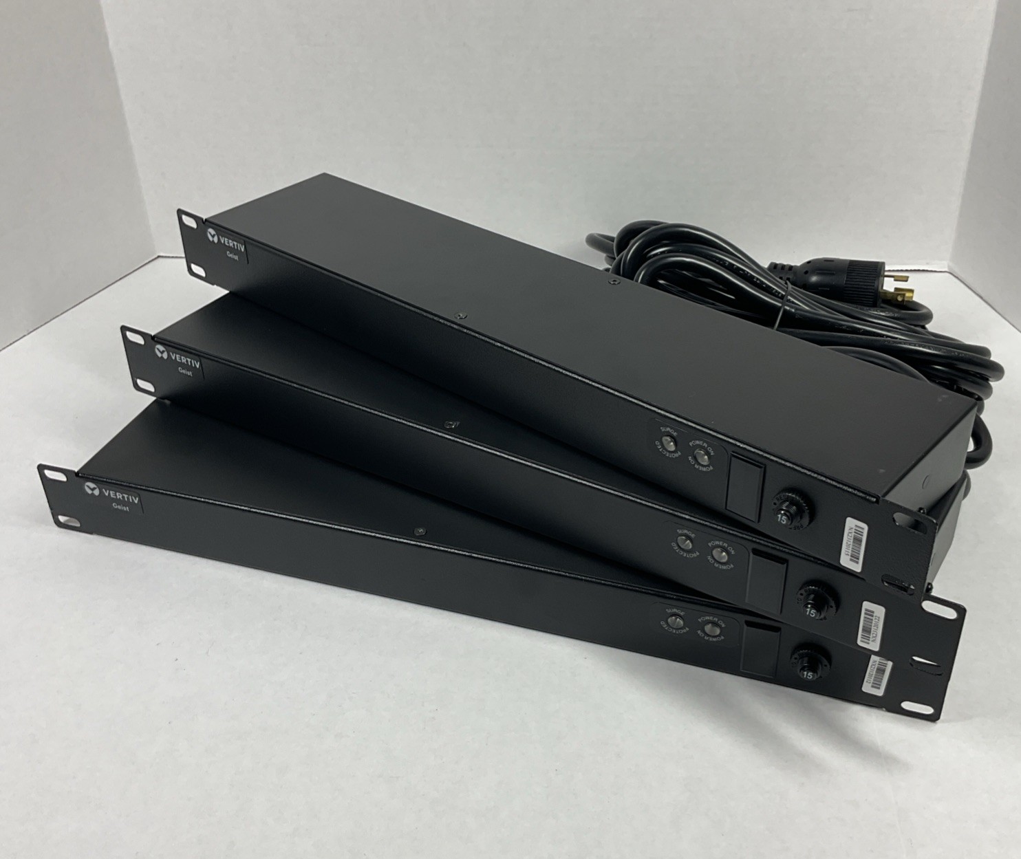 3 Vertiv Geist SPN064-15TL Server 6-Outlet Rackmount Surge Protector Power Strip