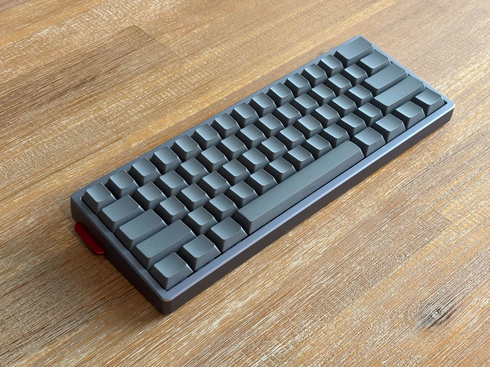 Custom WOOTING x KBDFans 60HEv2: GT60 Grey/Geon Raw/Optimum Keycaps