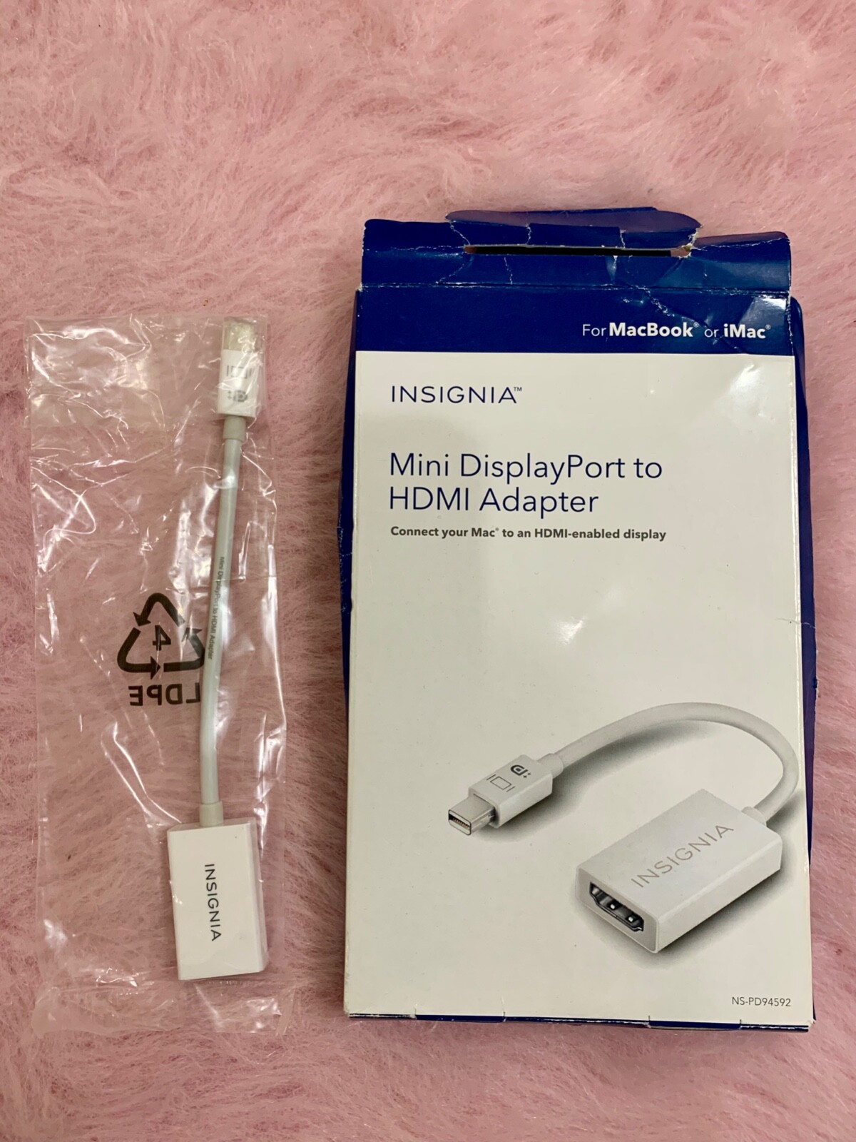 Insignia - Mini DisplayPort-to-HDMI Adapter - White (NEW) for MacBook or iMac