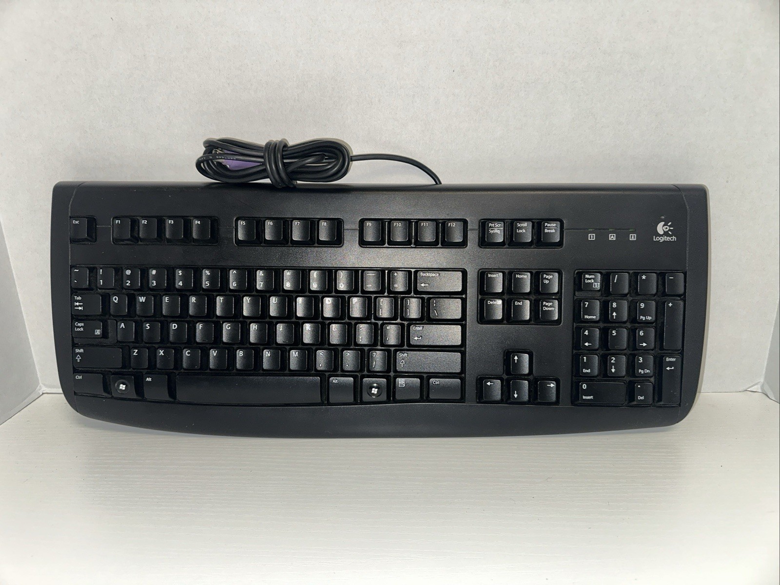 Logitech Deluxe 250 USB - Wired Keyboard Y-UT76 - Black 820-000310