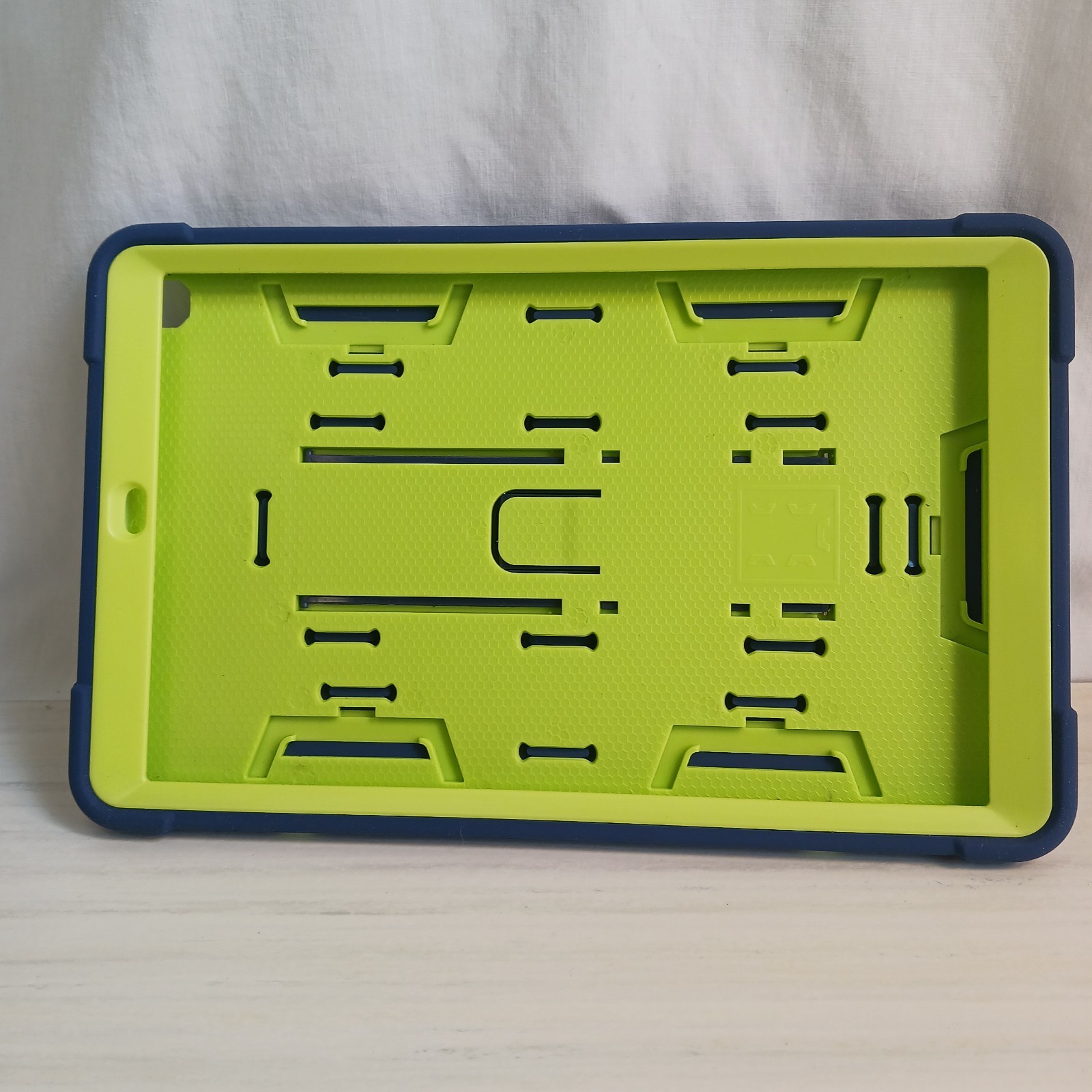 Fiewesey TCL Tab10 Gen 2 10.4 Inch Navy/Green Tablet Case Kids Shockproof Hybrid