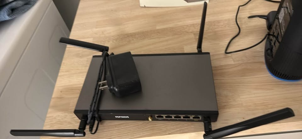 Peplink Pepwave Balance 20X HW3 CAT-4 LTE Dual-WAN Gigabit WiFi Router