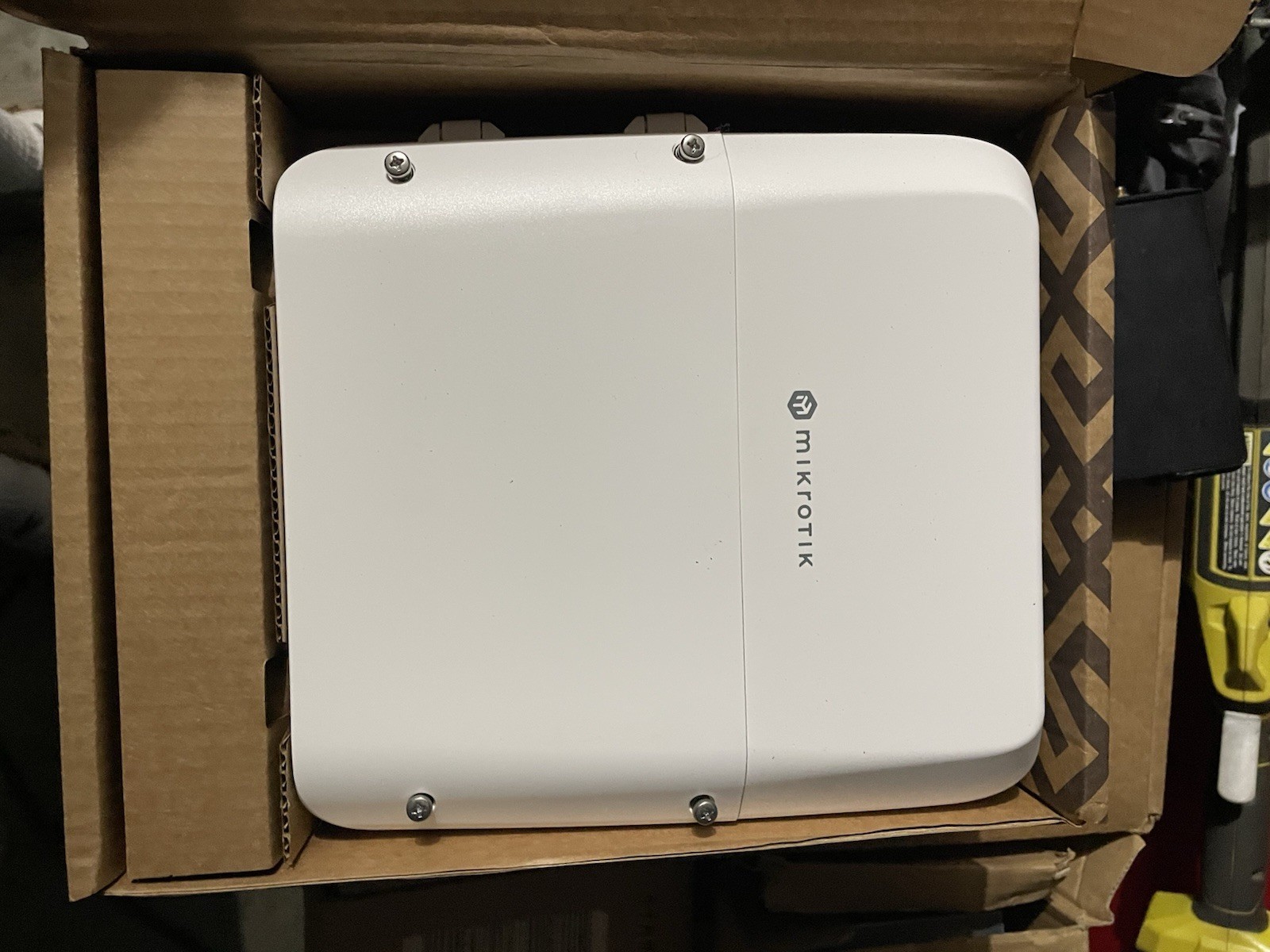 RB5009UPr+S+OUT MikroTik 