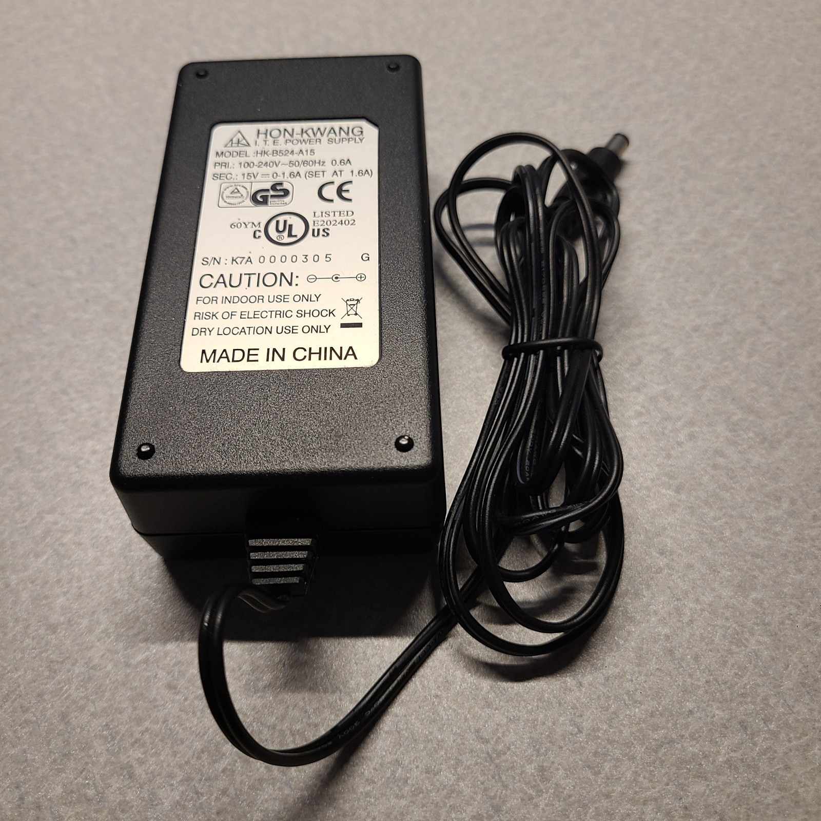 I.T.E Power Supply 15V 1.6A Hon-Kwang AC Power Adapter HK-B524-A15