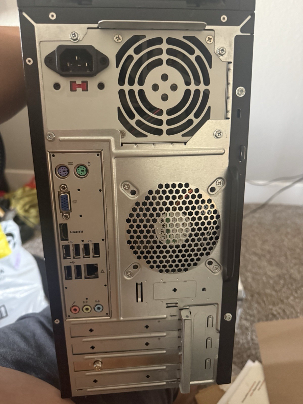 Gateway DX4860-UR20P Tower Desktop i5 6GB RAM 1.5TB HDD Win7 Home Premium