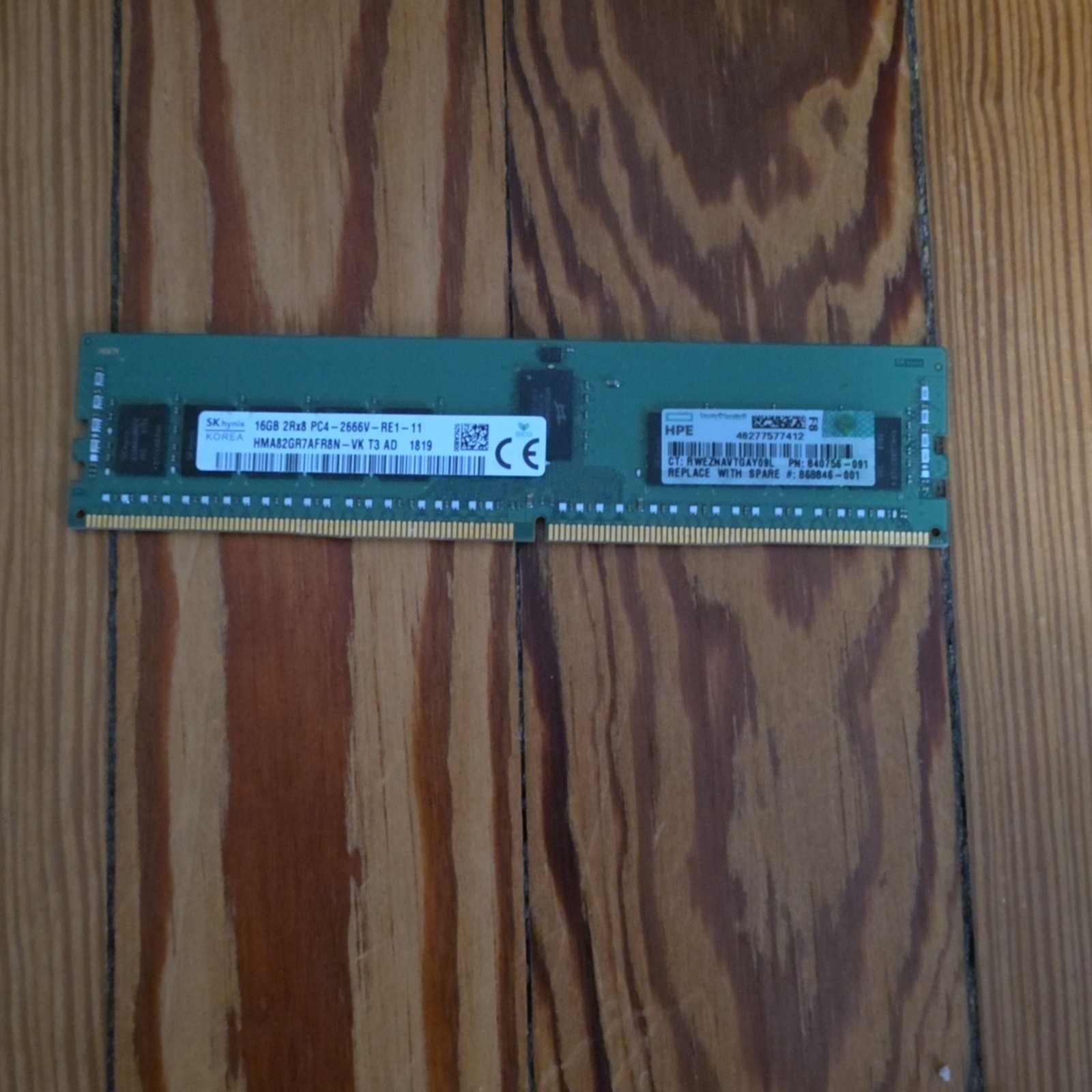 SK Hynix 16GB DDR4-2666 ECC RDIMM (HP 846794-001)