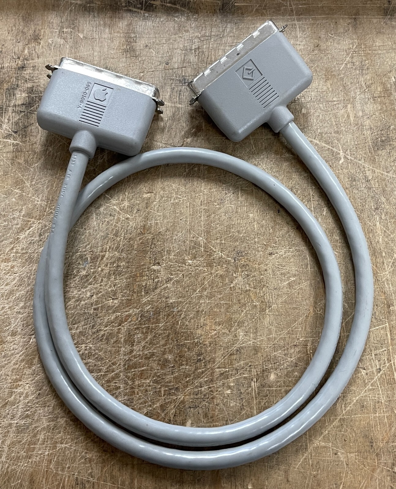Apple SCSI Peripheral Cable P/N; 590-0306-A