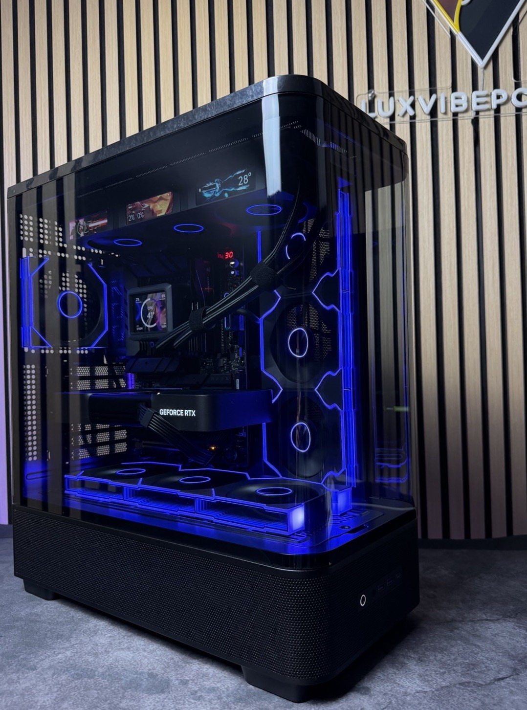 Gaming PC Ryzen 7 9850X3D RTX 5080 FE 32GB DDR5 2TB SSD