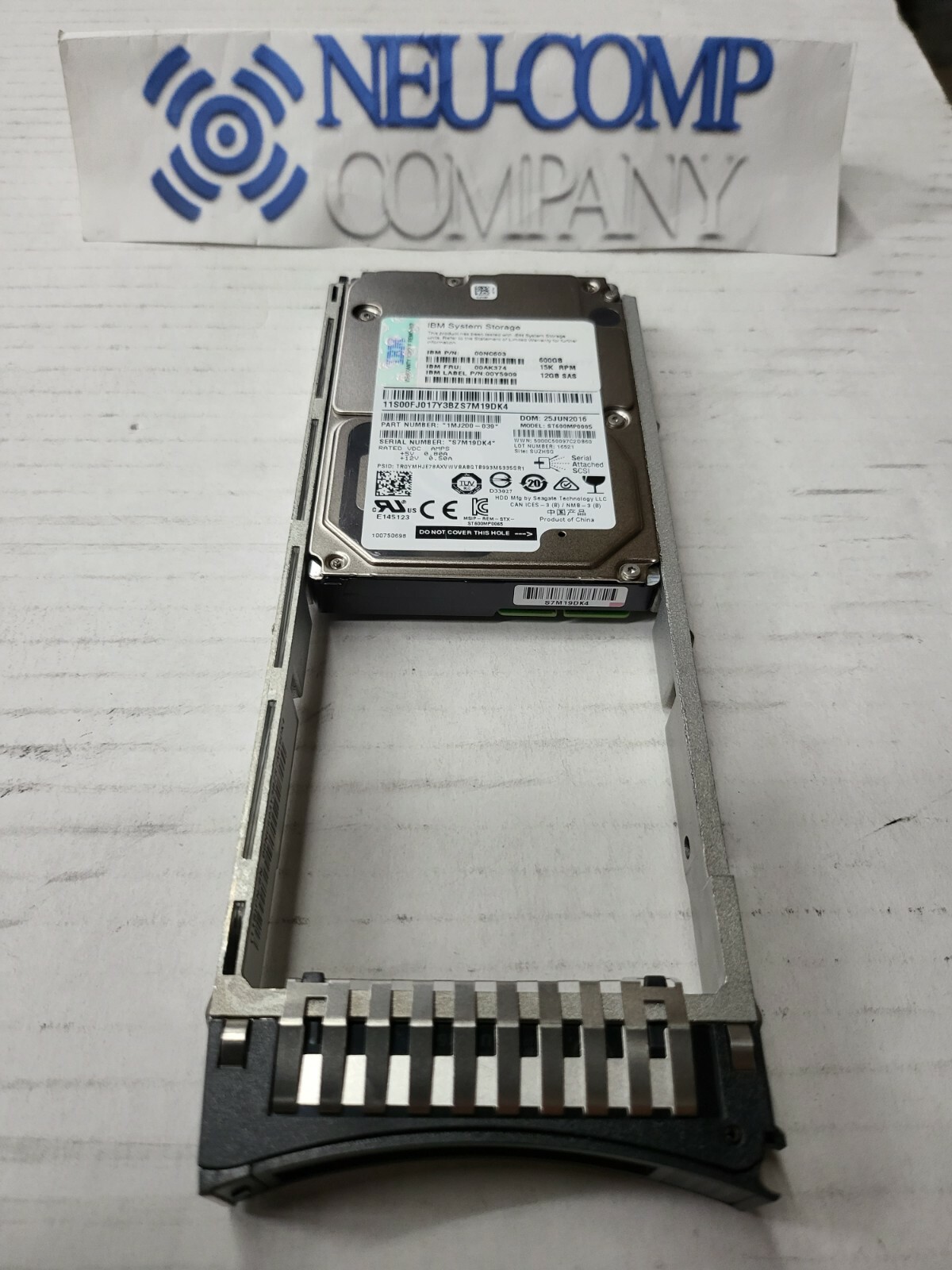 IBM 2072-ACLC V3700 Storwize 600GB 15K RPM 2.5" 6gb SAS HDD 00AK374 00NC603