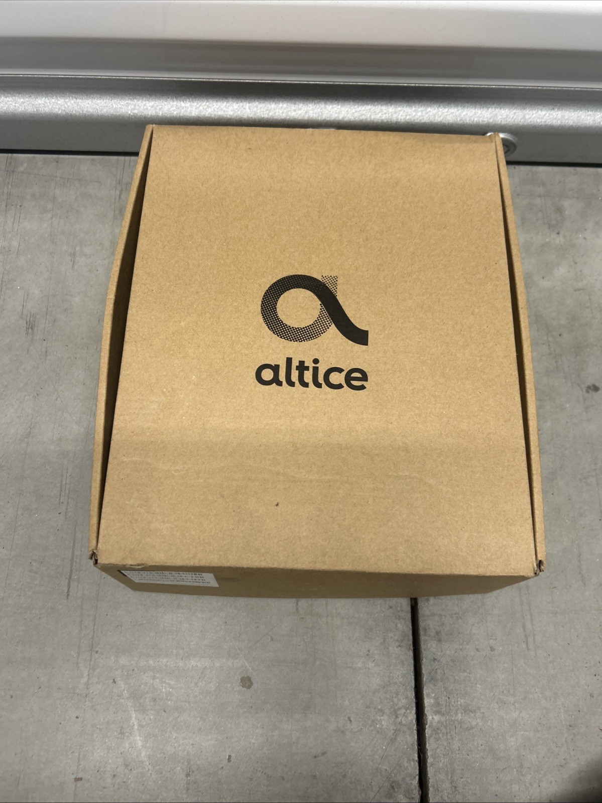 Altice UBC1326 DOCSIS 3.1 Cable Modem Router WiFi 1Gbps 2 LAN Black