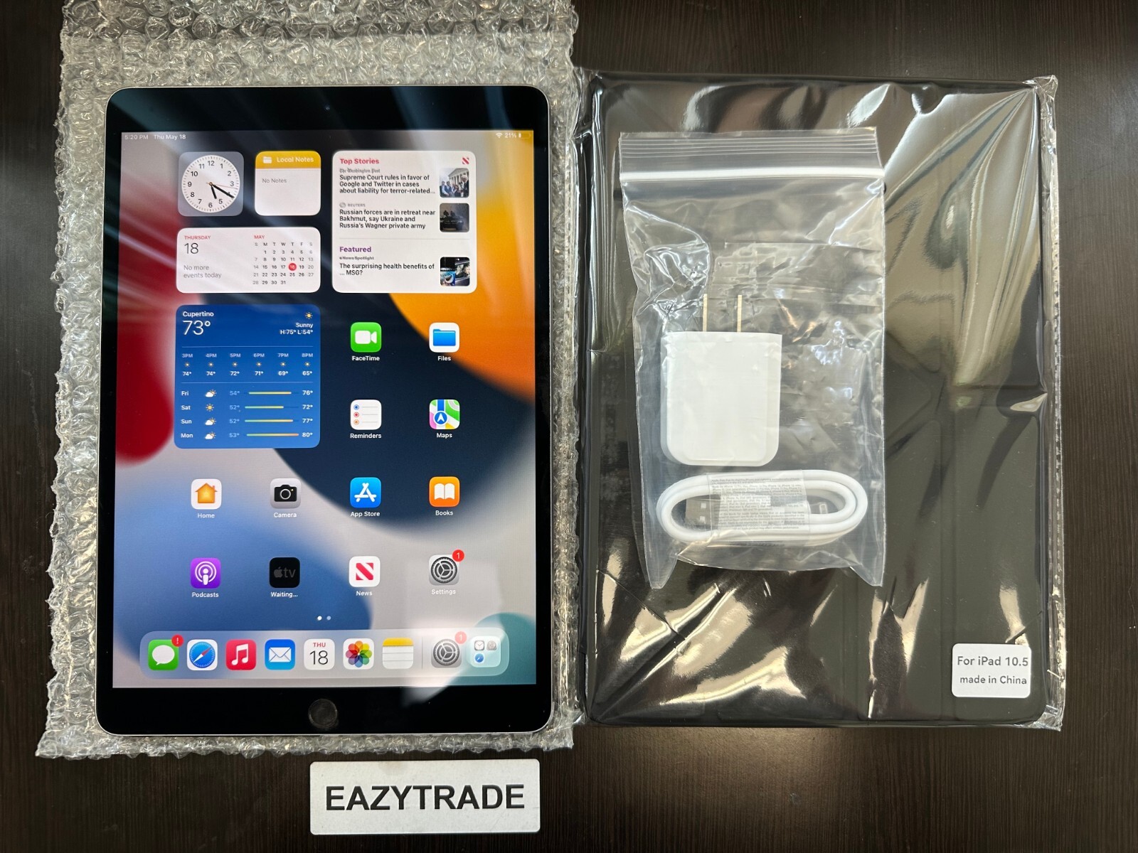 Apple iPad Pro 10.5" 64GB – Mixed Colors – Bundle – Daily Deal