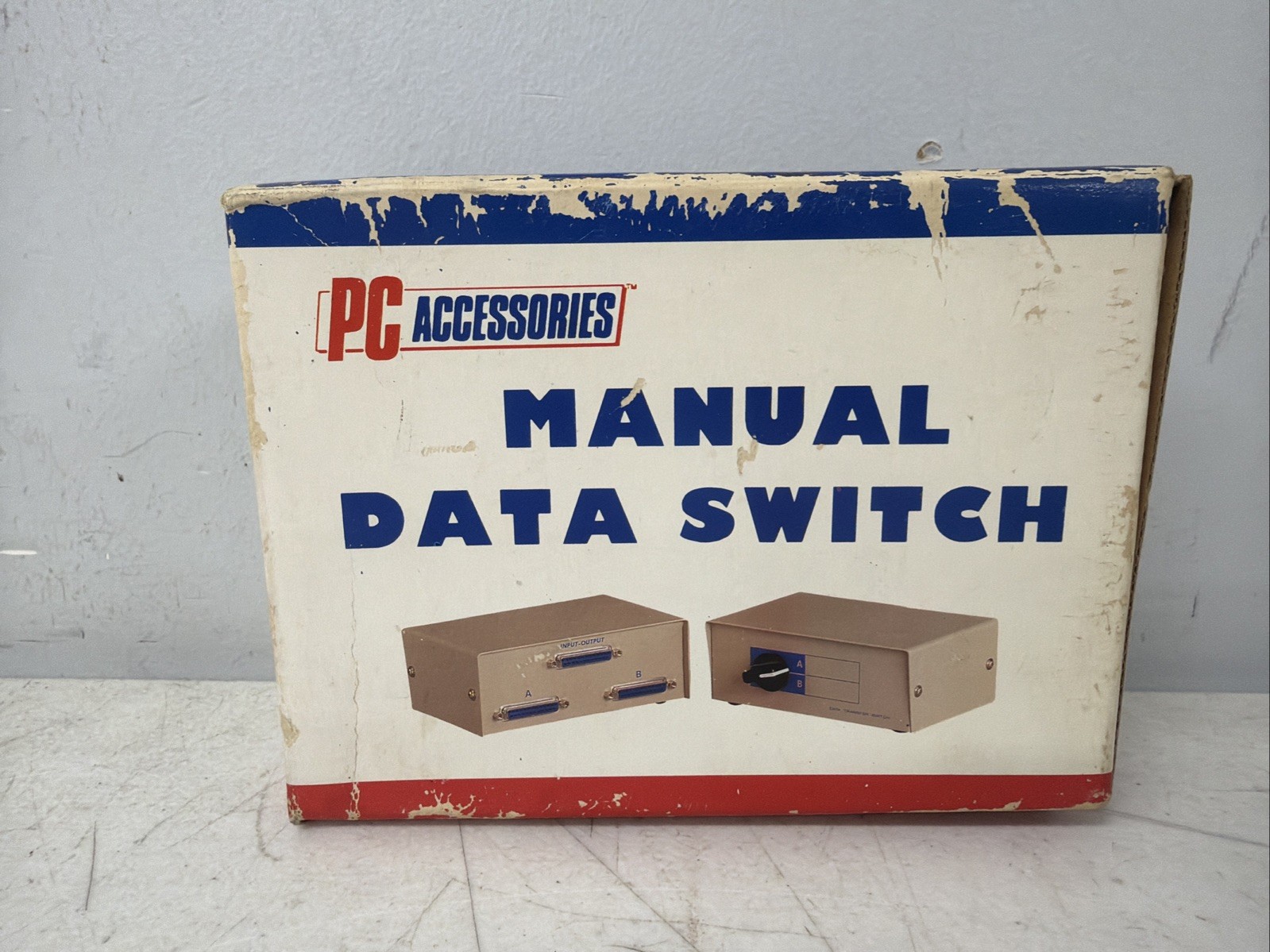 Vintage Data Transfer A-B Switch with DB25 Connectors with OG Box