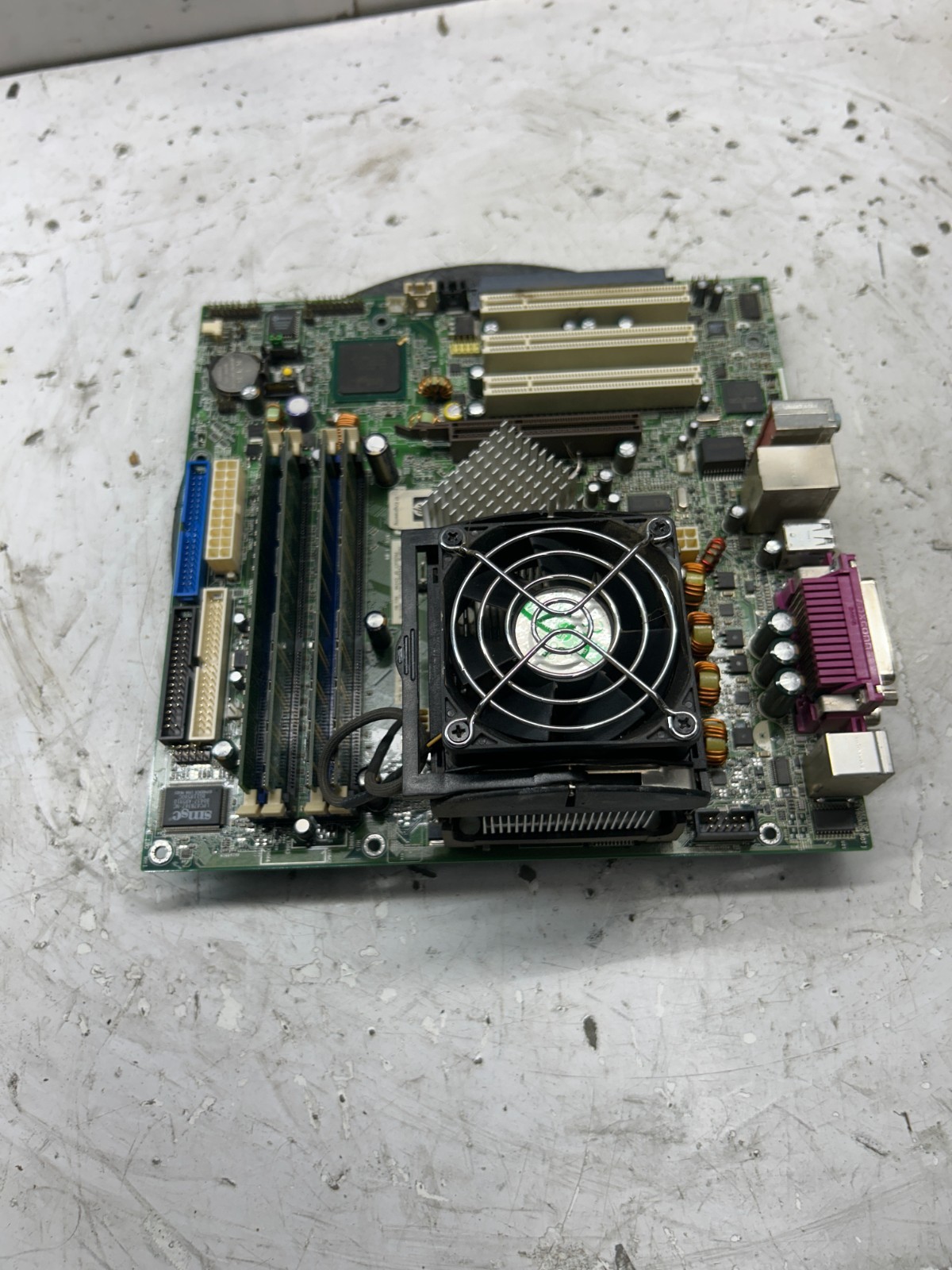 HP d530 SFF(PB049US) MotherBoard Intel Pentium 4 3.00GHz 1GB Ram