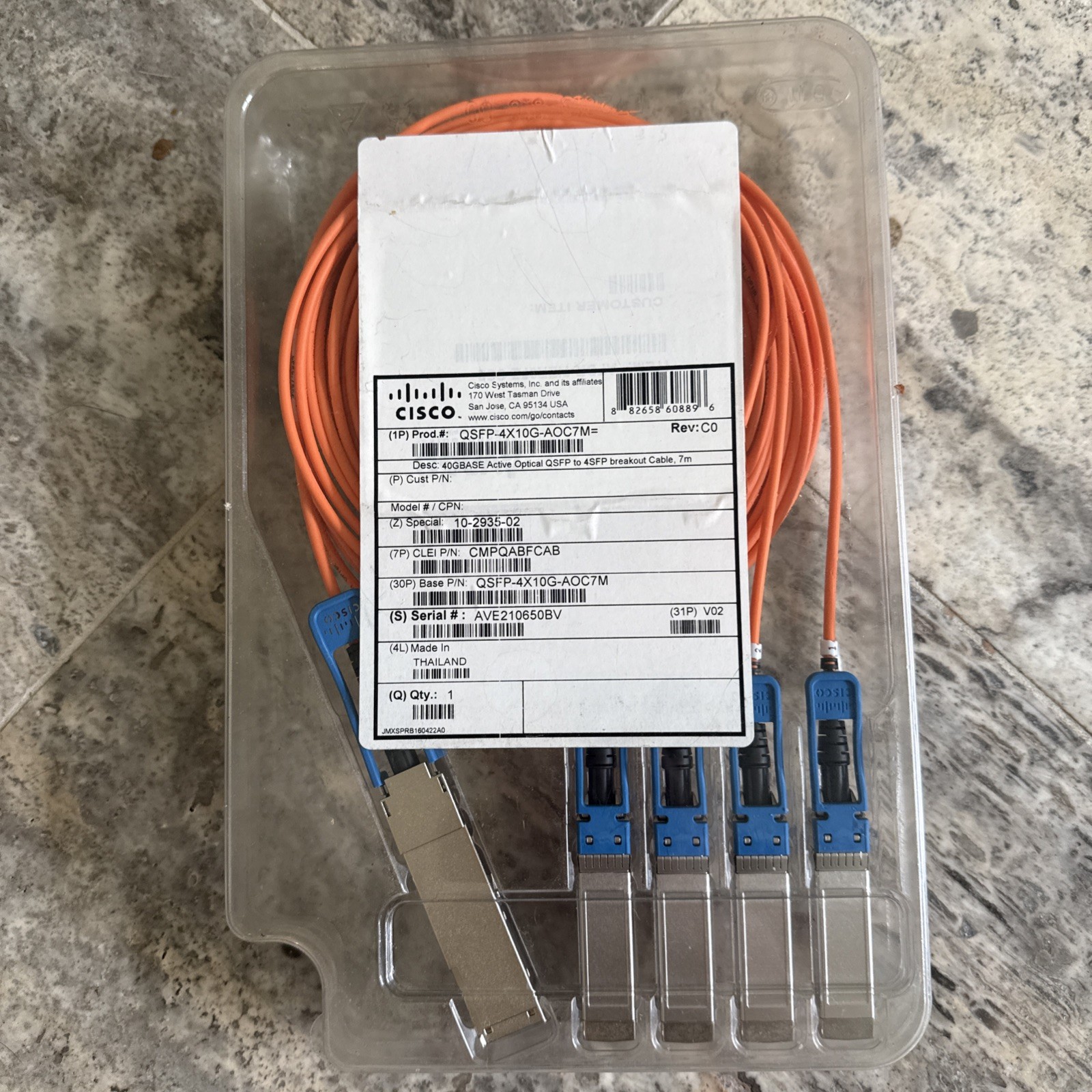 Cisco QSFP-4X10G-AOC7M Active Optical Cable – 40G QSFP+ to 4×10G SFP+ – 7 Meter