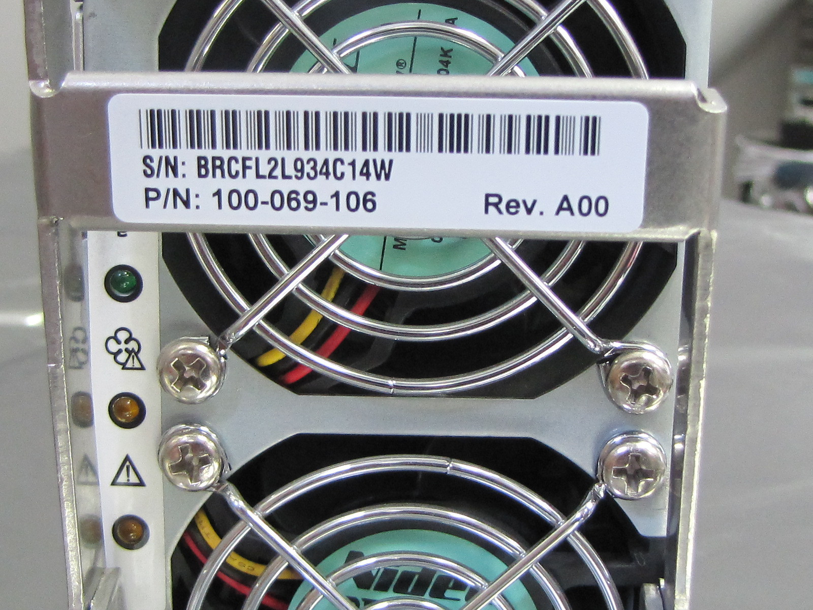 Brocade 23-0200006-03 1000W Power Supply EMC 100-069-106 for 48000 Director 