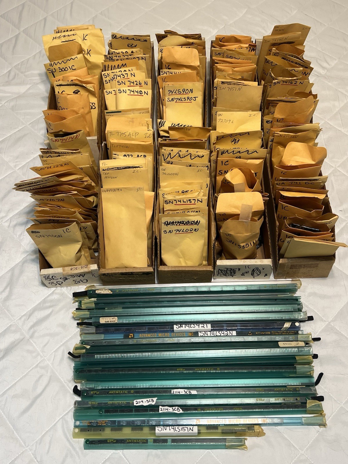10 lb Lot of  VTG 7400 Series ICs Chips 1970's 1980's, TI, Philips, Motorola etc