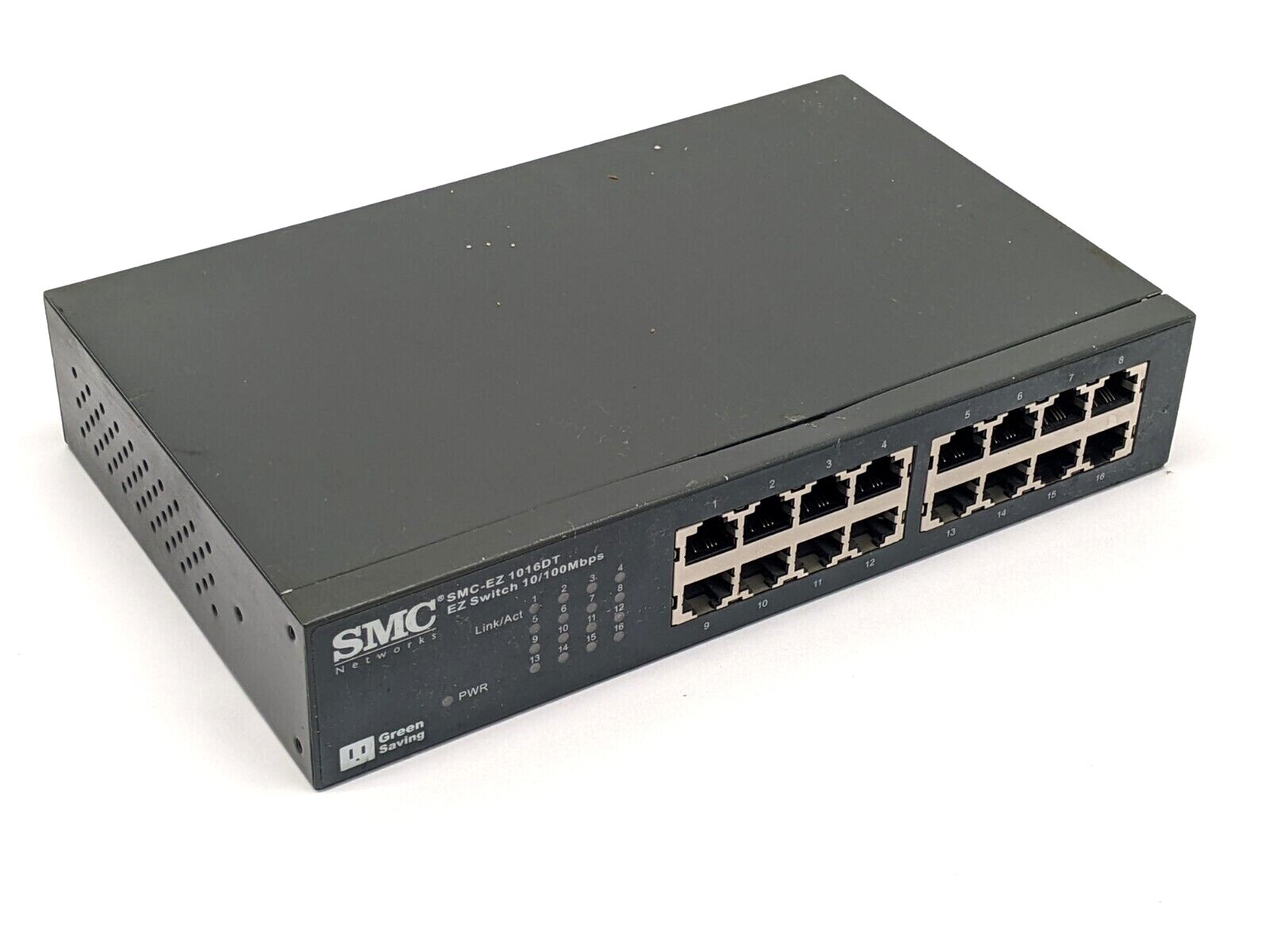 SMC E-1016DT EZ Switch 10/100 Ethernet Switch 688.0188NA