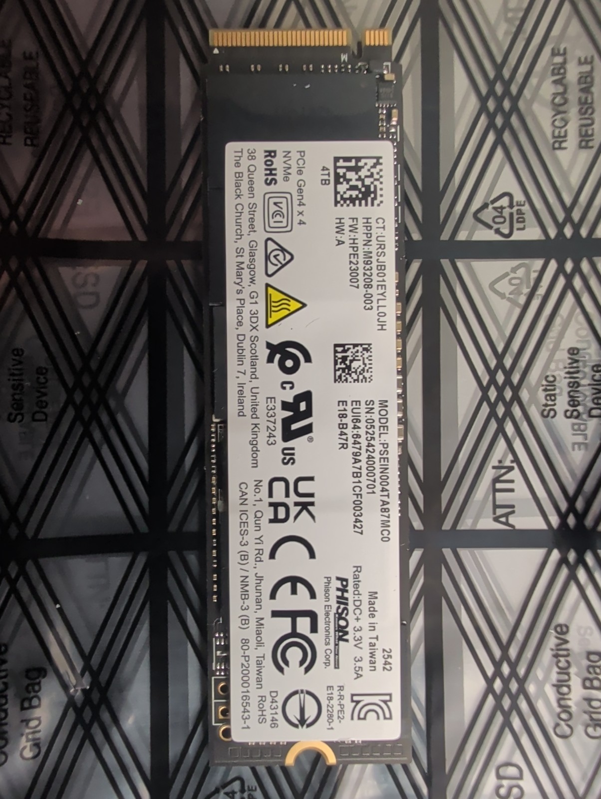 PHISON HP 4tb With Dram Cache And Heatsink