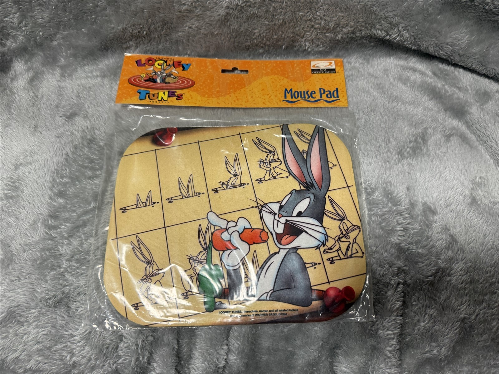 VINTAGE 1994 C-2 LOONEY TUNES BUGS BUNNY MOUSE PAD