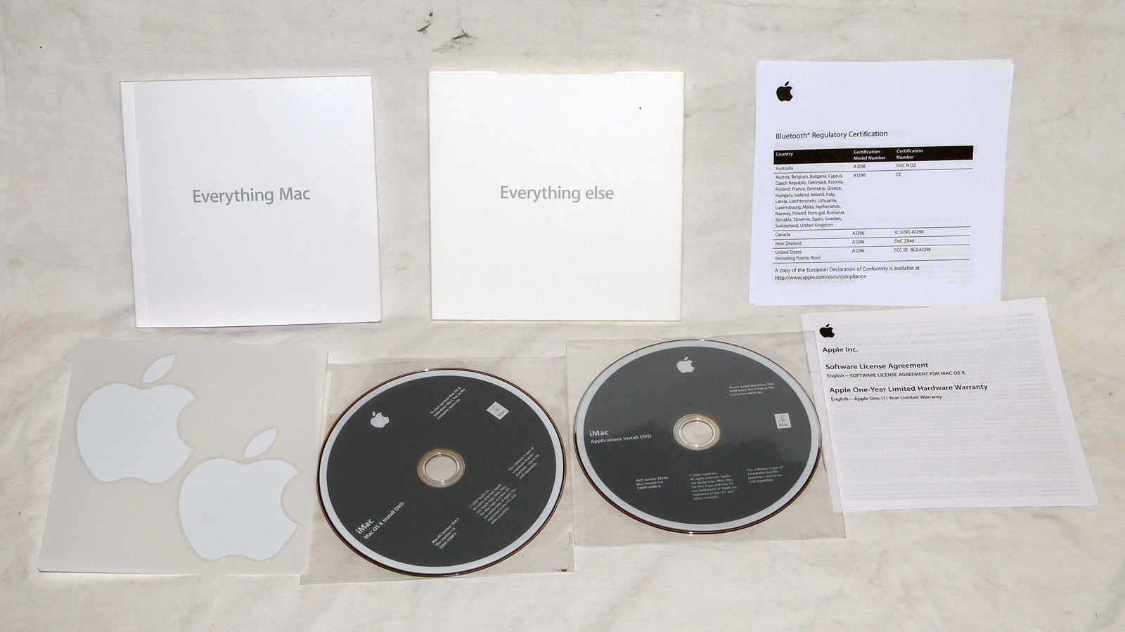 Vintage original Apple iMac 10.6.1 Install disc DVD’s from 2009 - SNOW LEOPARD