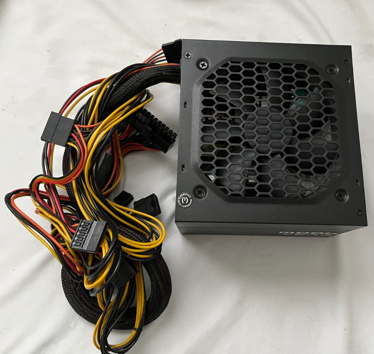 EVGA 400W ATX Power Supply PSU 100-N1-0400 Black SATA PCIe CPU