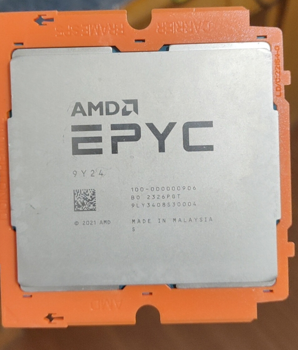AMD EPYC 9Y24 CPU 2.6GHz -3.7GHz 96 Cores