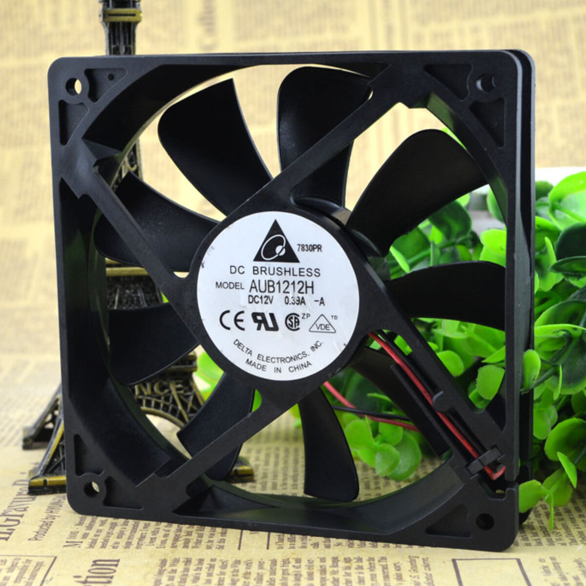 DELTA AUB1212H 12025 12V 0.39A 12CM Inverter Chassis Cooling Fan High Air Volume