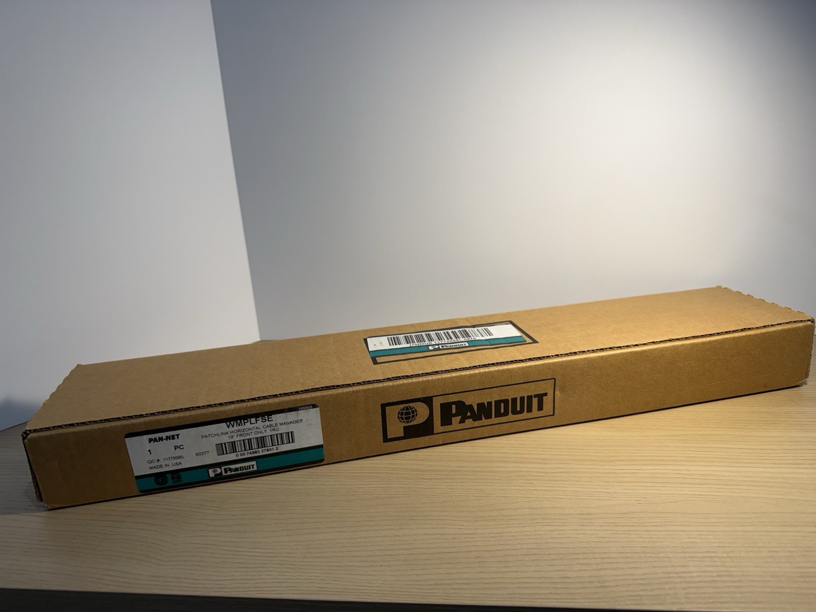 GENUINE Panduit WMPLFSE Horizontal Single-Sided Manager ABS 1RU 2.7" Depth Black