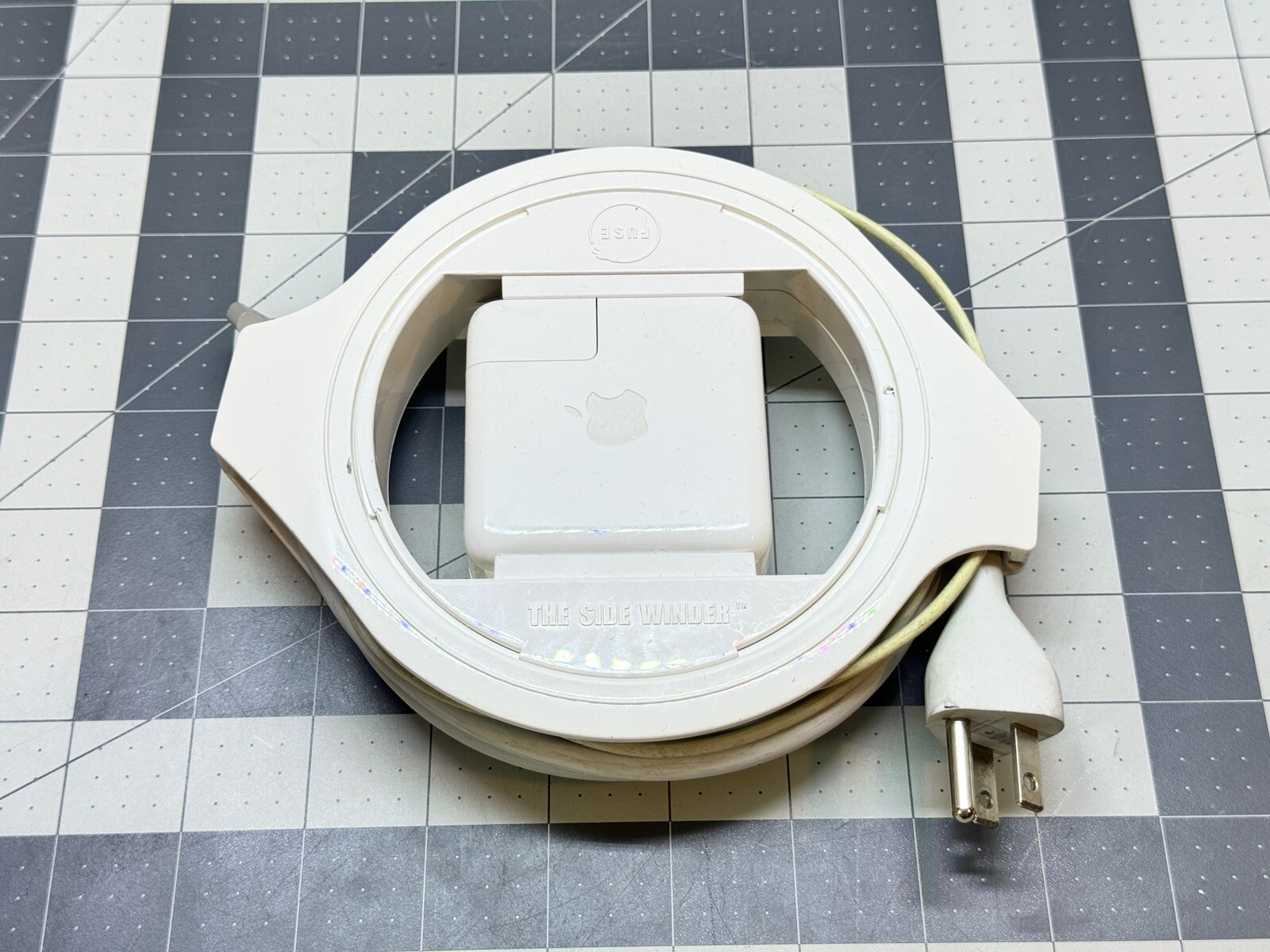 Fuse Reel Side Winder MacBook Cord Organizer With MagSafe 2 45W Charger
