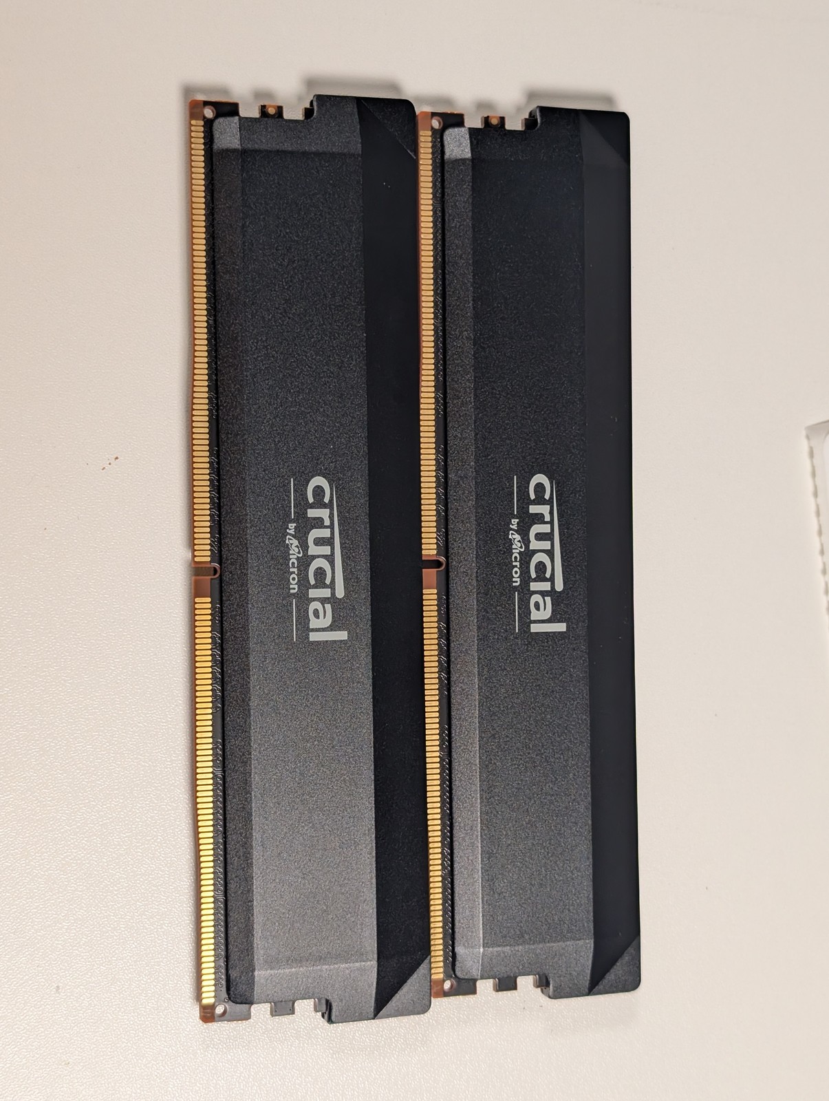 Crucial Pro Overclocking 32GB 2x16GB DDR5 6000 CL36 XMP EXPO Black