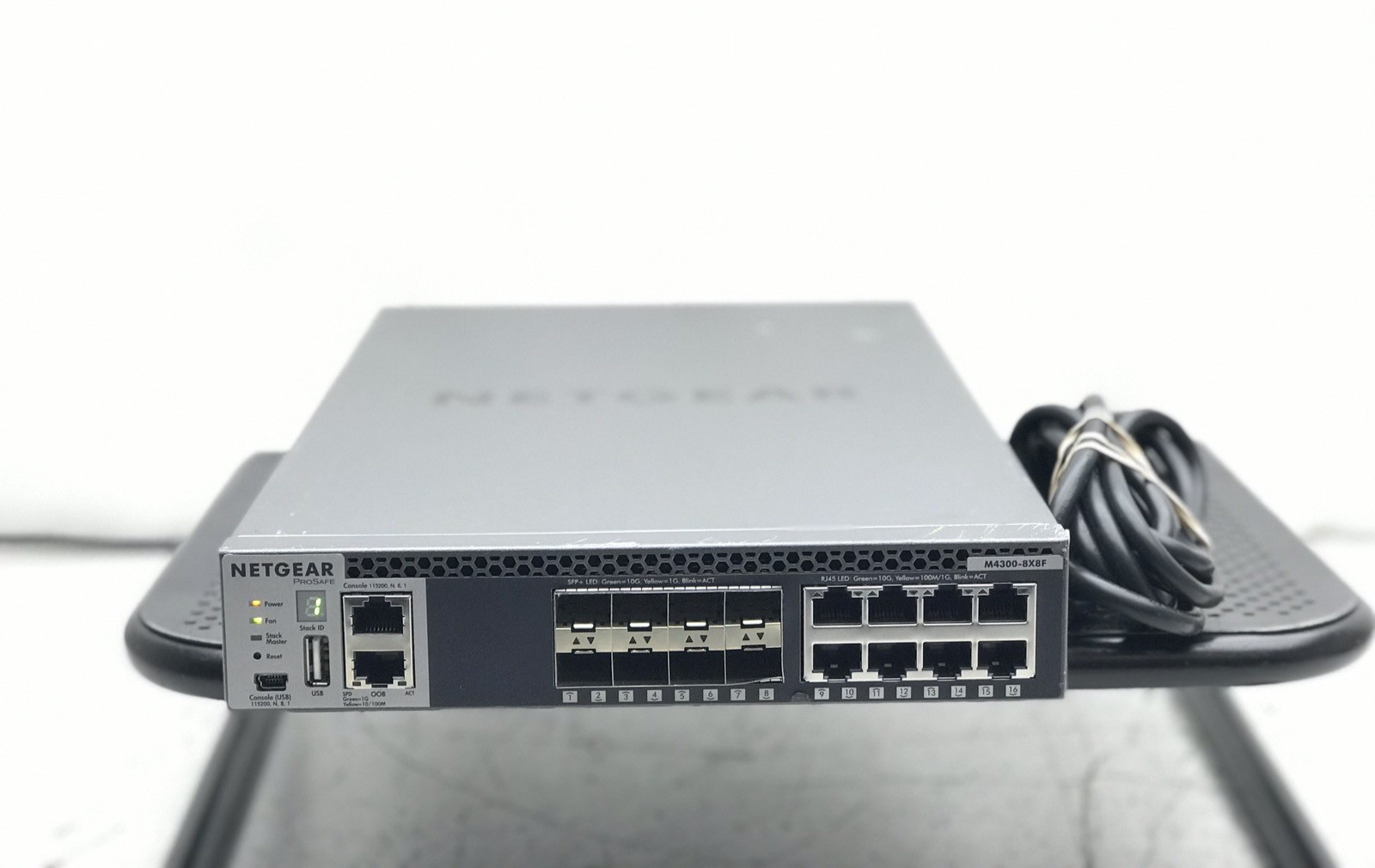 Netgear Prosafe XSM4316S 8-Port 10G Copper and 10G Fiber L3 Switch M4300-8X8F
