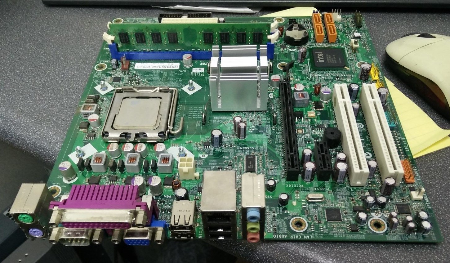 Lenovo ThinkCentre A58 71Y6838 71Y5961 Socket775 Motherboard w/E7500 CPU & 2GB