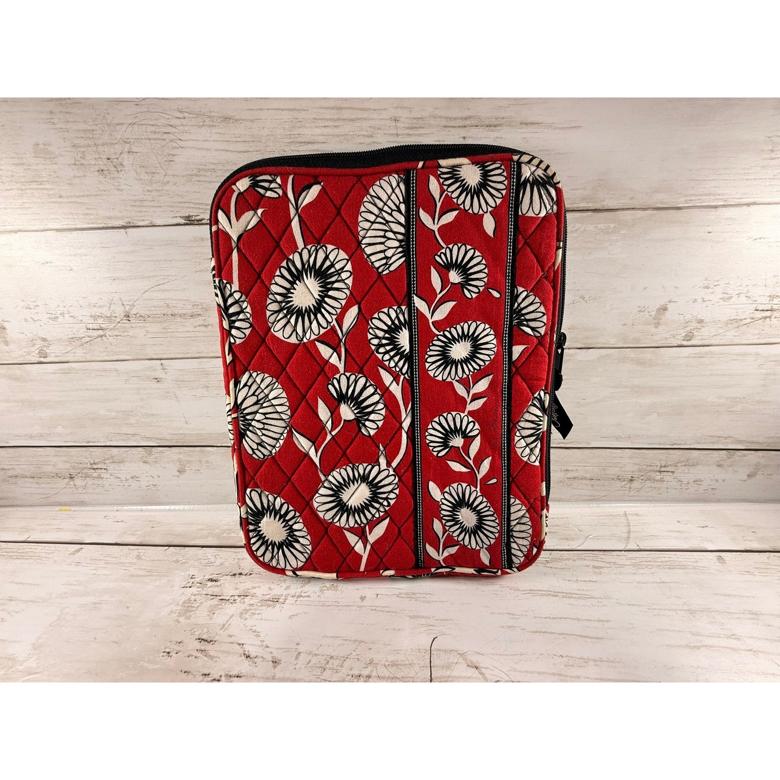 Vera Bradley Night and Day Quilted Tablet Laptop Sleeve Red Black White Floral