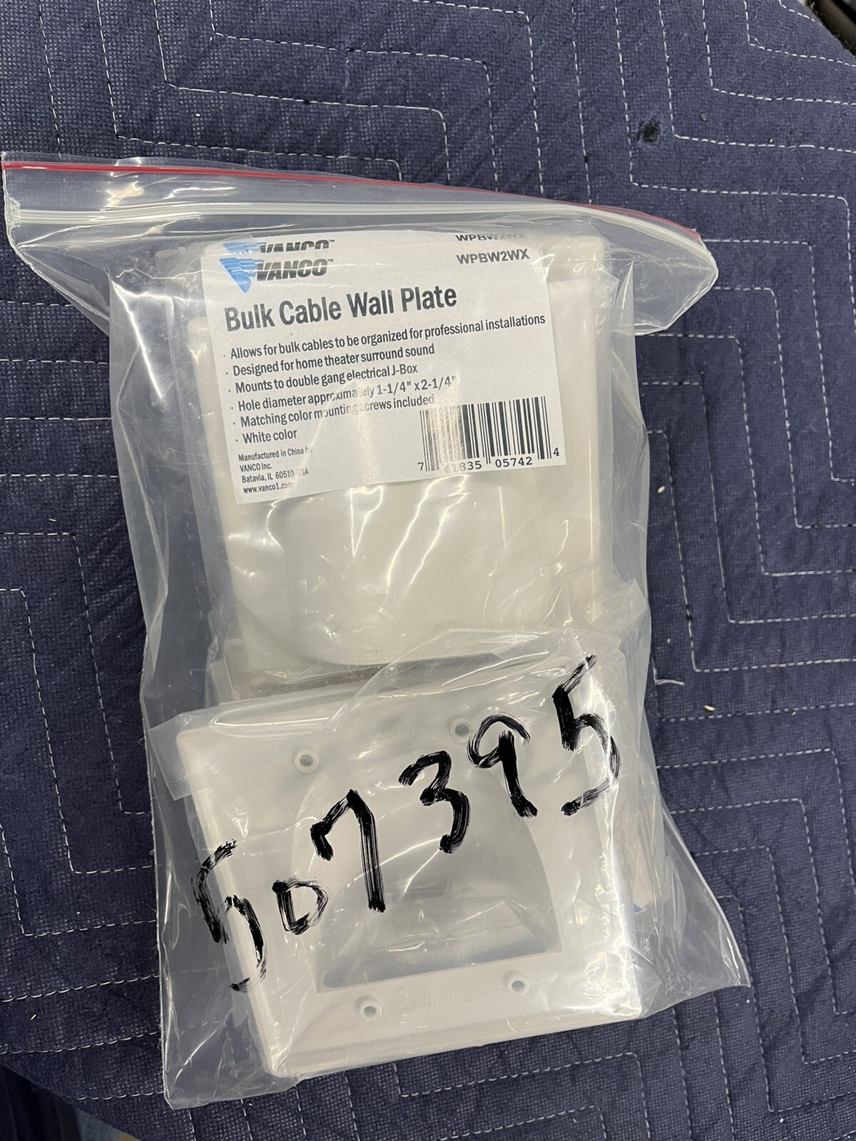 (7) VANCO BULK CABLE WALL PLATE, WPBW2WX, NEW, WHITE, 22-523 Bag of 7