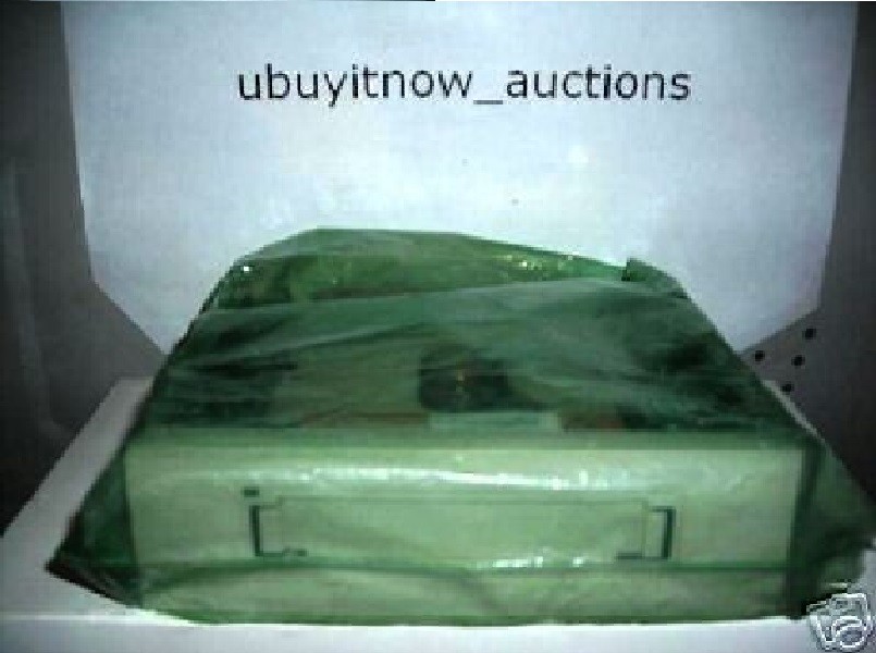 NEW Compaq STT220000A INT 10/20GB TR-5 Travan Tape Drive 480081-001 TC3400-113