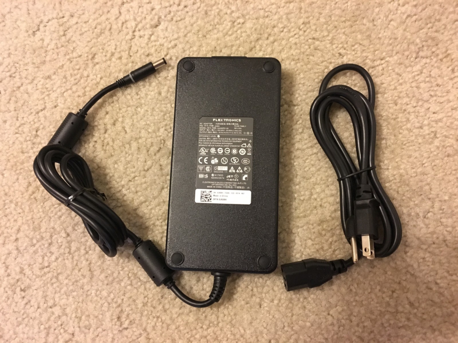 NEW Genuine OEM Flextronics AC/DC Adapter 240W 19.5V 12.3A Charger GA240PE1-00