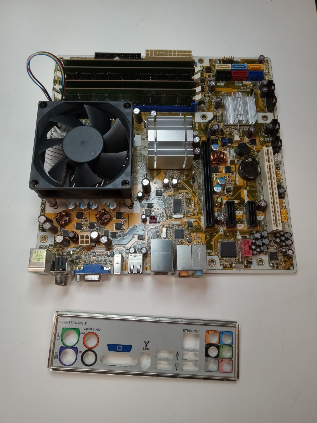 ASUS IPIBL-LB, HP 492774-001  Motherboard  Pentium Dual-Core E5300 6GB RAM TEST