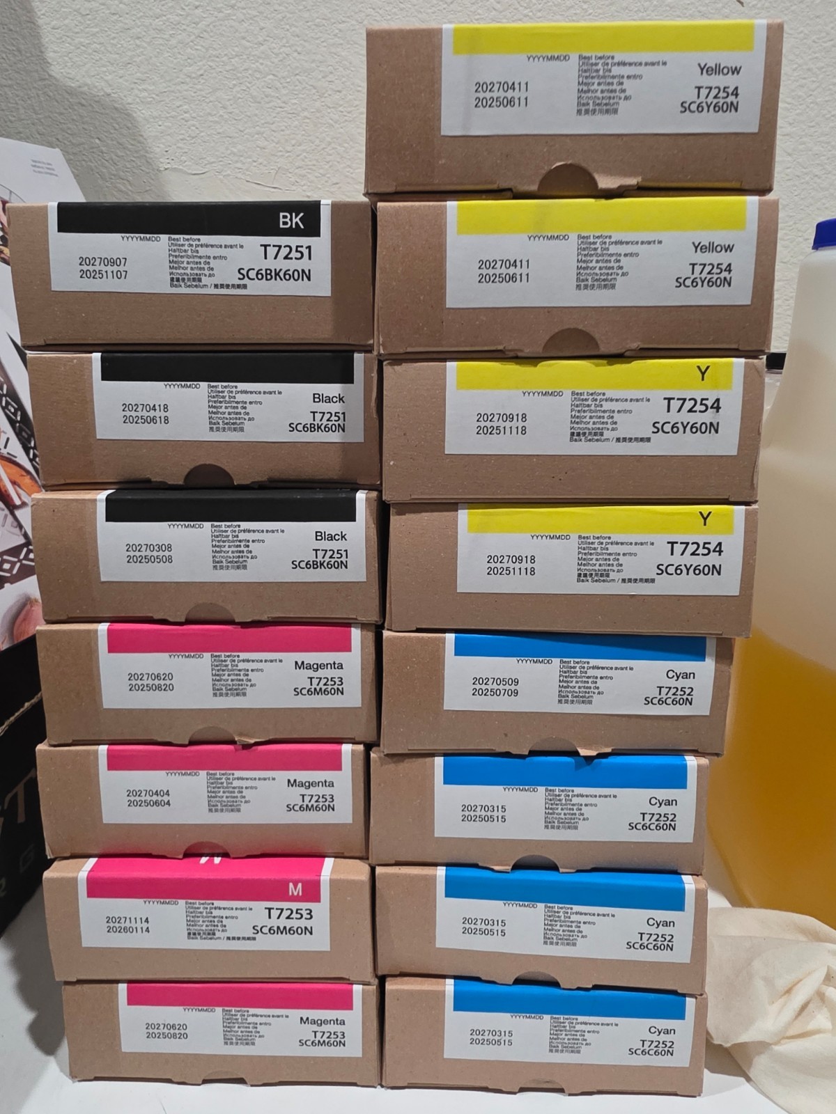 GENUINE Epson DG MAGENTA Ink 600ml For F2100 & F2000 (T725A) - 2027