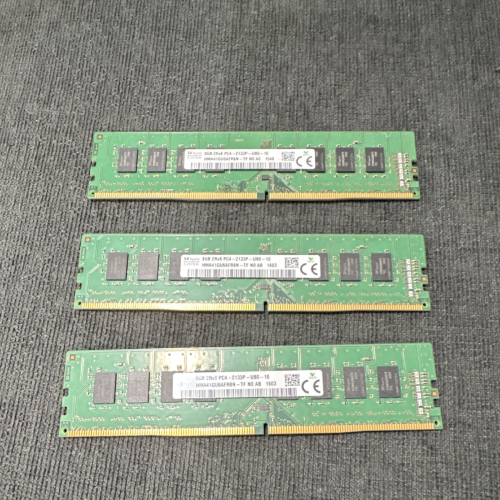 SK hynix 24GB (3x8GB) DDR4 DIMM PC4-2133P 288-Pin RAM HMA41GU6AFR8N