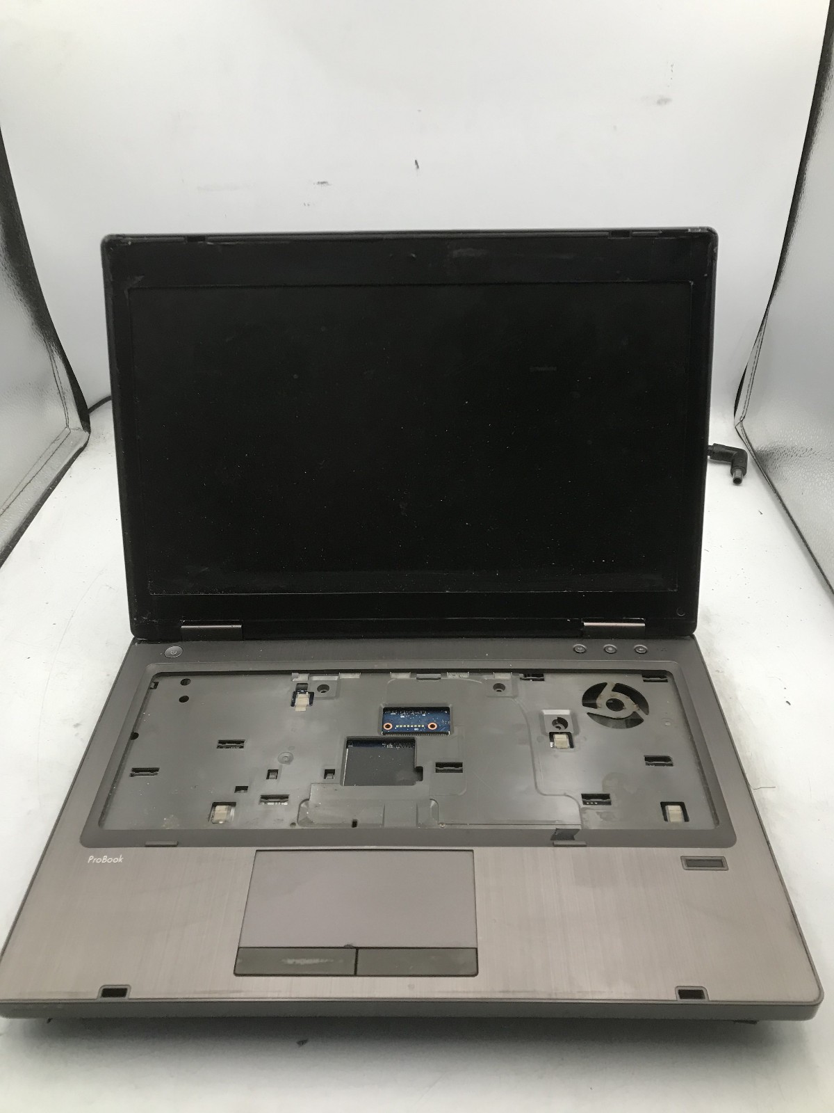 HP PROBOOK 6460B - FOR PARTS/REPAIR - MISSING PARTS - NO CPU - NO RAM - READ -BB