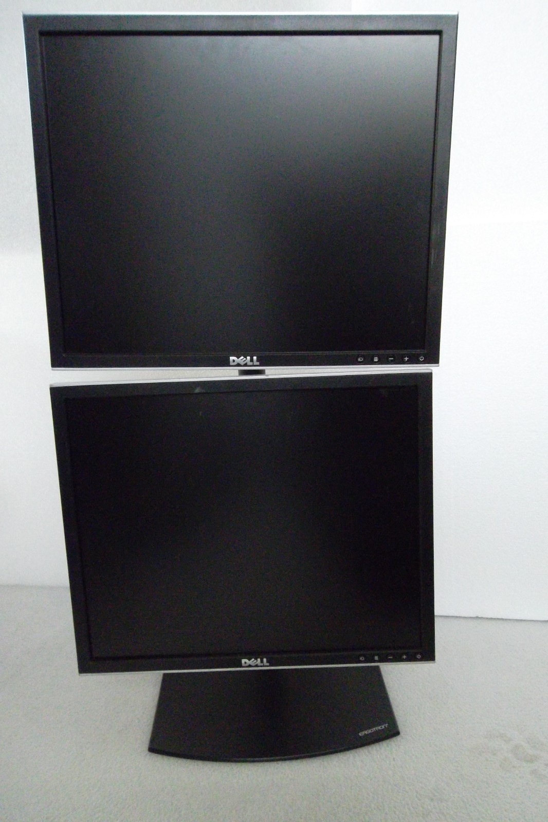 Dell 1907FP LCD Dual Monitor USB 2.0 Hub VGA DVI 19" DC323 CJ319 ERGTOTRON Stand
