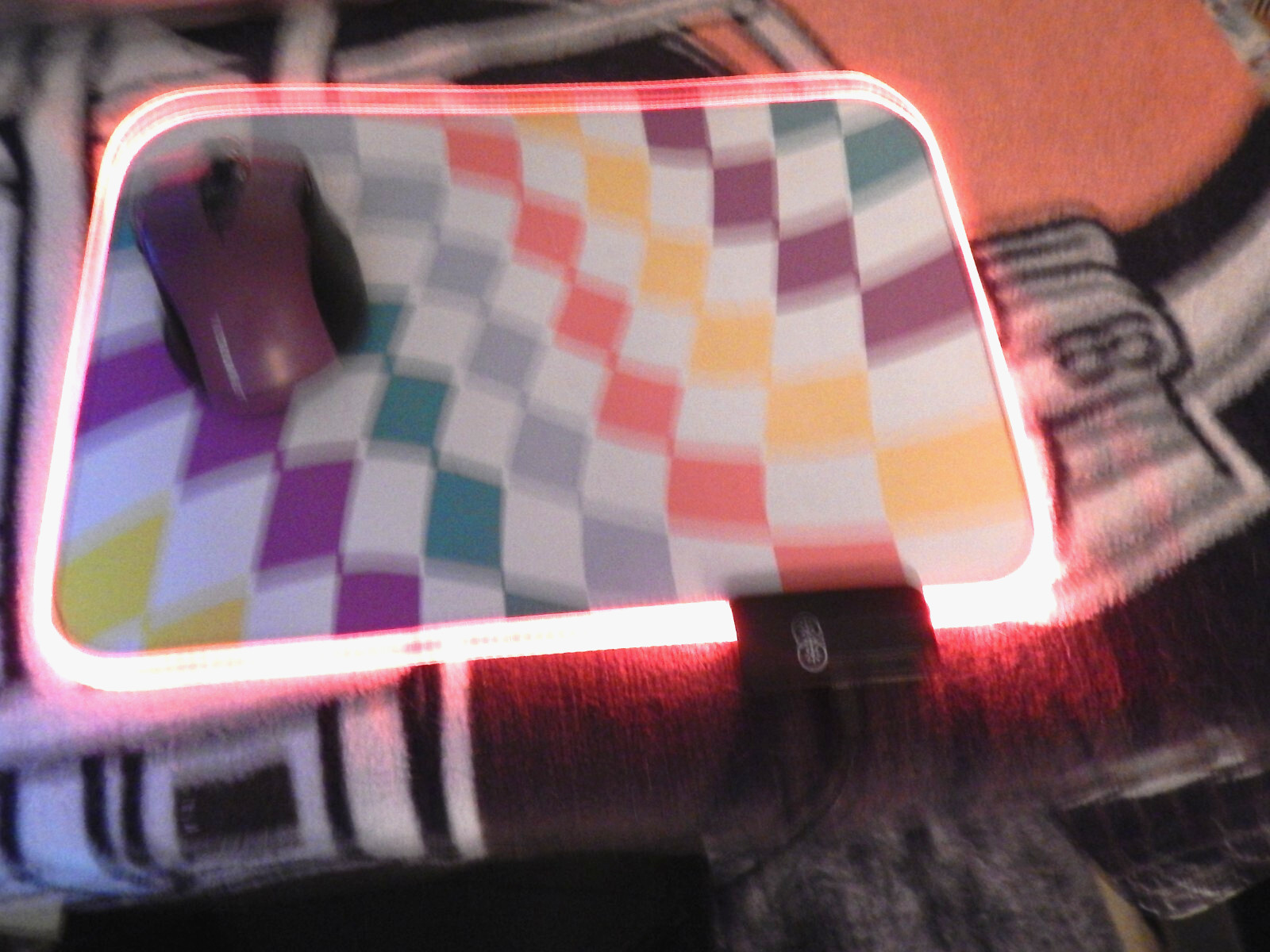 VIVITAR ​LIGHT UP MOUSE PAD