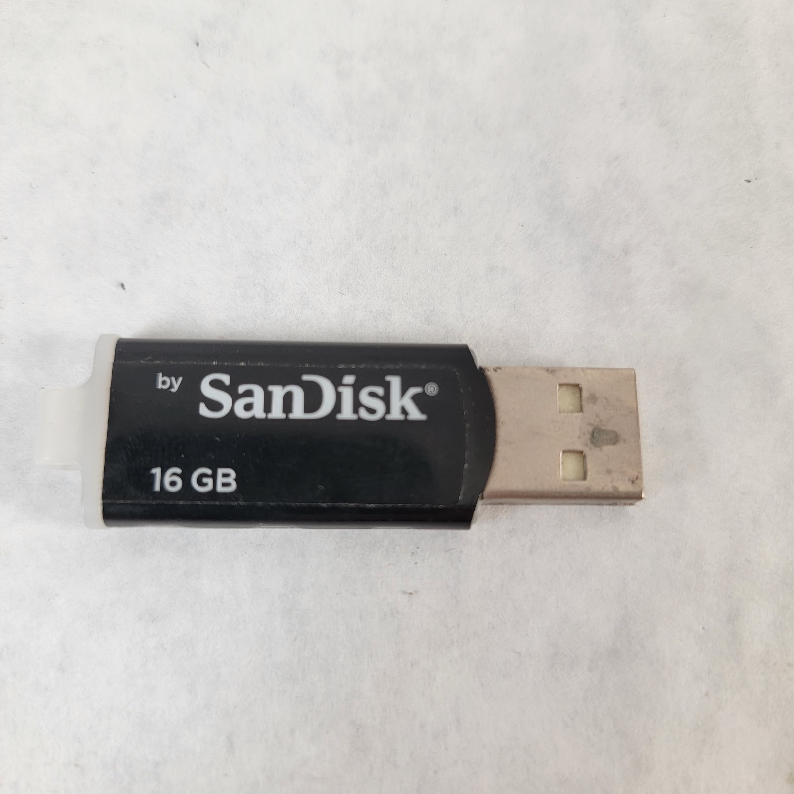 Microsoft Xbox 360 16GB Sandisk USB Flash Drive Memory Storage Tested Works Used