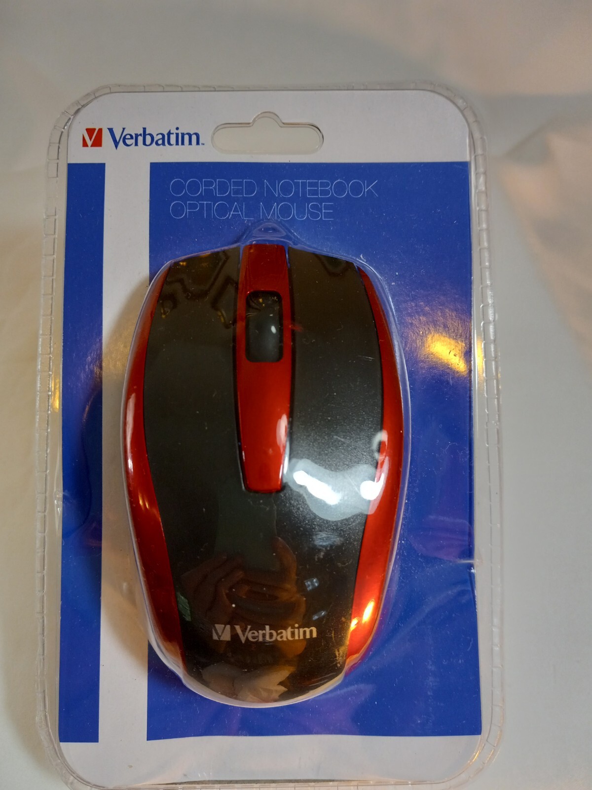 Verbatim Corded Notebook Optical Mouse Red