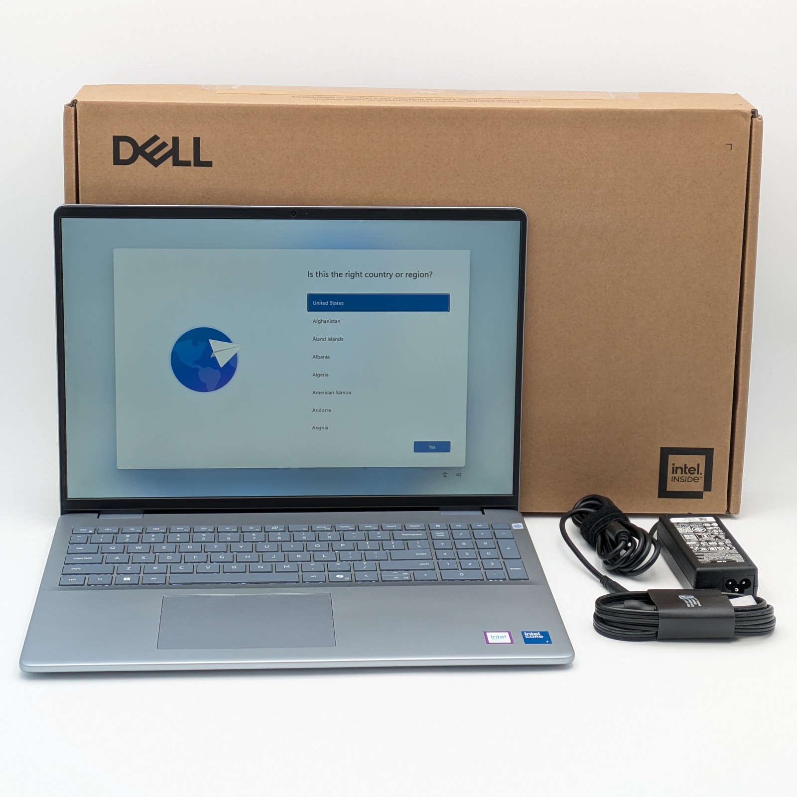 Dell DC16251 Laptop 16" Intel Core 7 150U 16GB DDR5 1TB SSD Windows 11