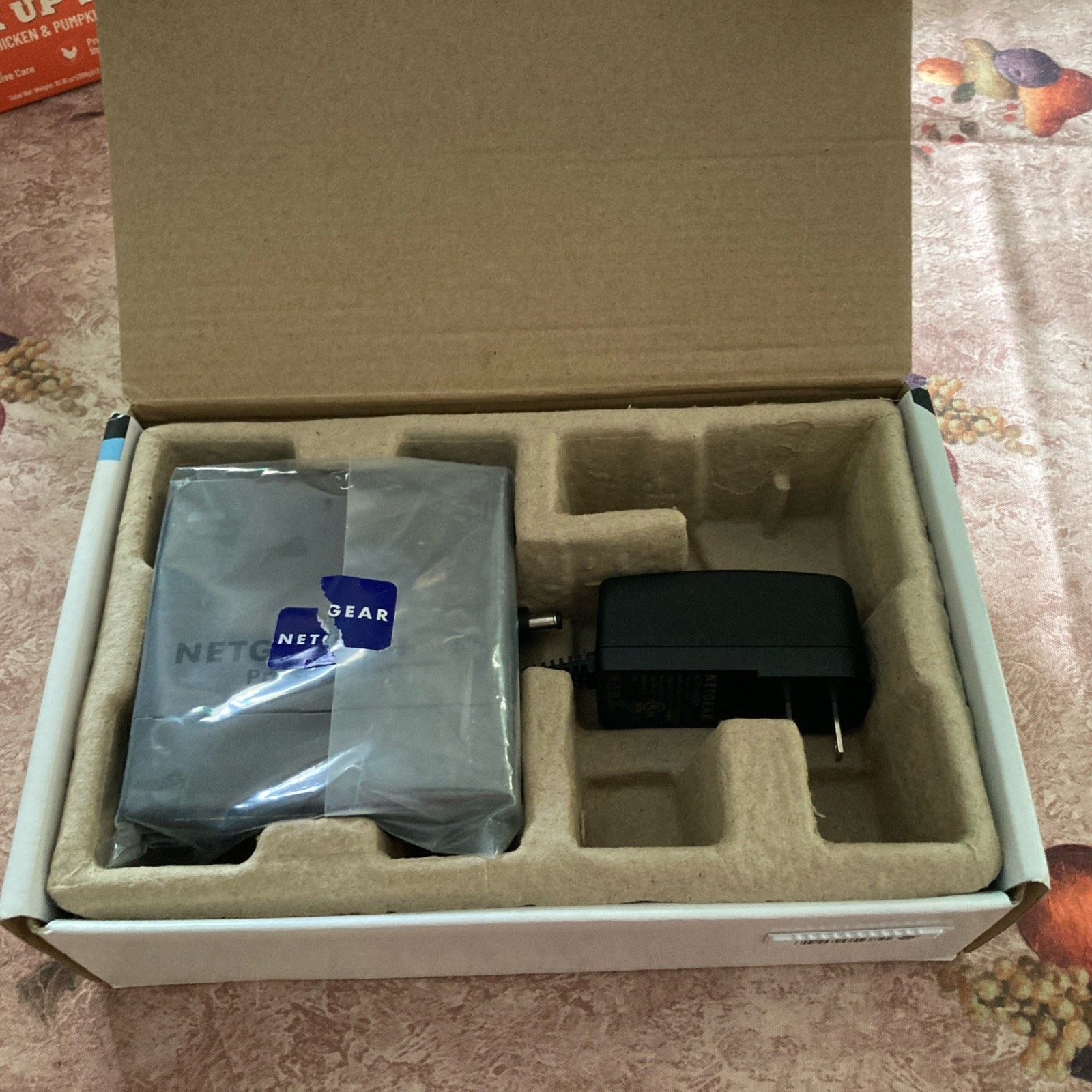 NETGEAR 5 Port Gigabit Smart Switch, Business GS105E, tested, LATEST FIRMWARE